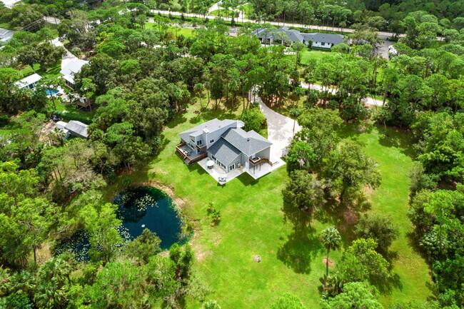 Building Photo - 12151 Old Indiantown Rd