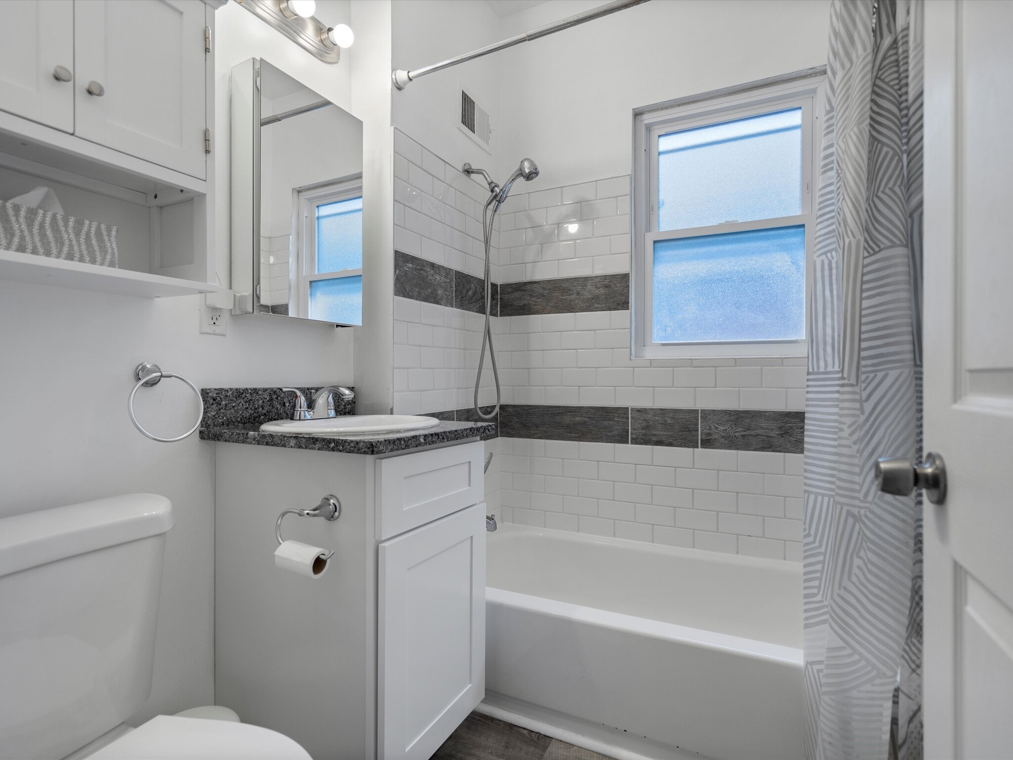 Updated bathroom - 1202 Lawrence St