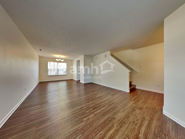 Building Photo - 8525 Morgan Dr