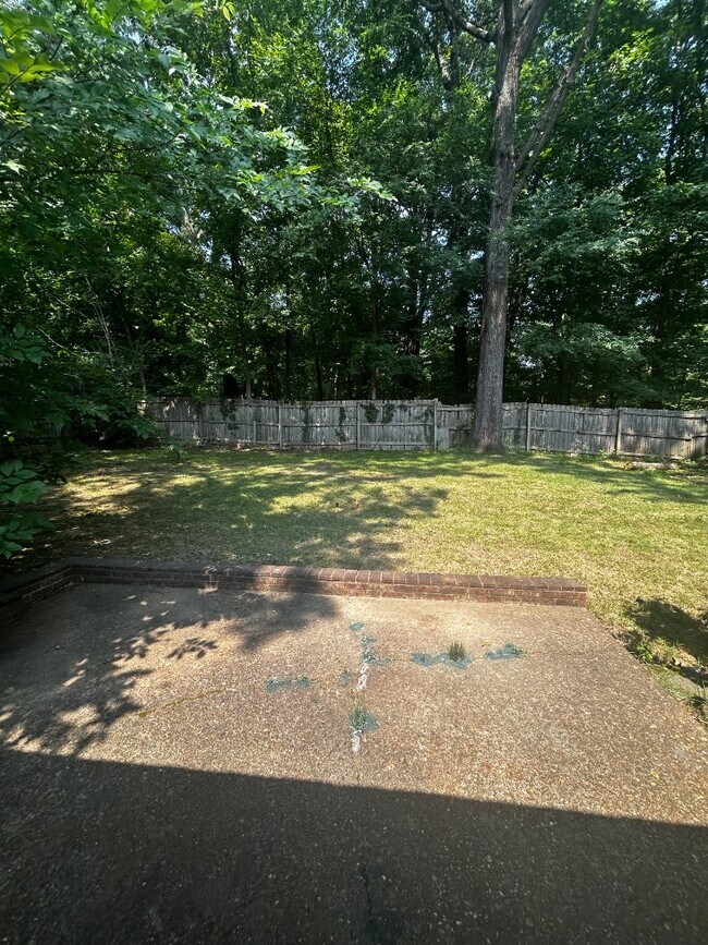 Building Photo - 500 Bedlington Dr