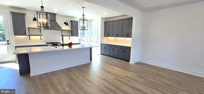 Building Photo - 1726 Blacksmith Wy