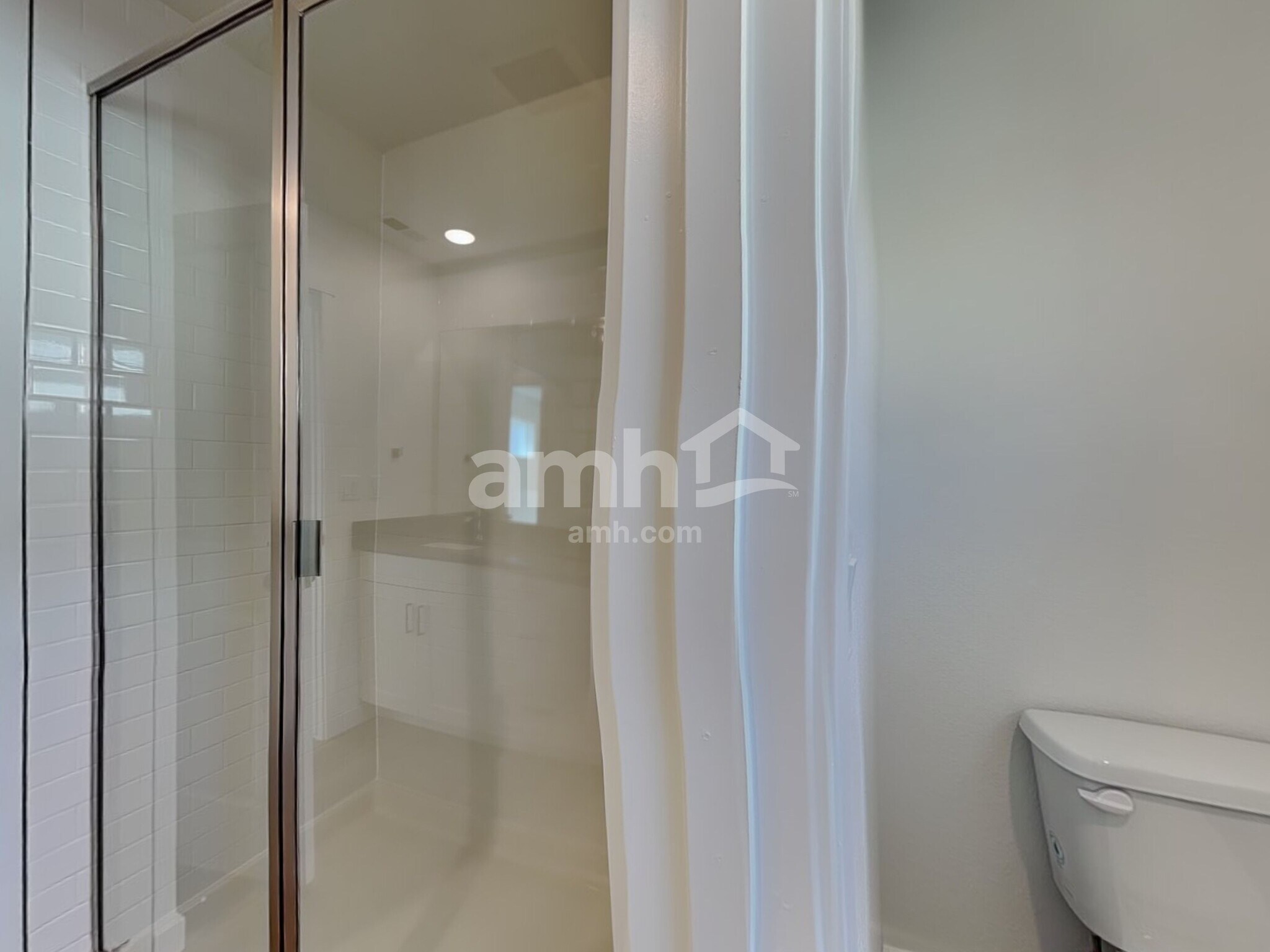 Building Photo - 23552 E 3rd Pl