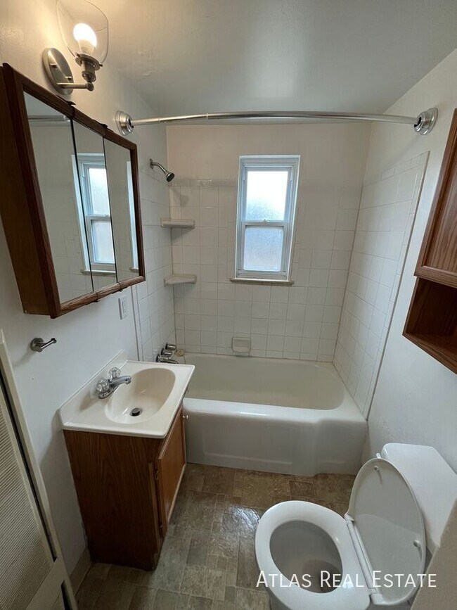 Building Photo - 6201 W 40th Ave
