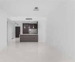 Building Photo - 900 Biscayne Blvd