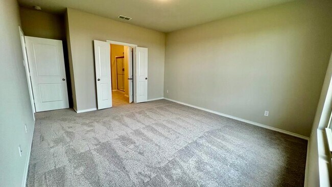Building Photo - 953 Billups Dr