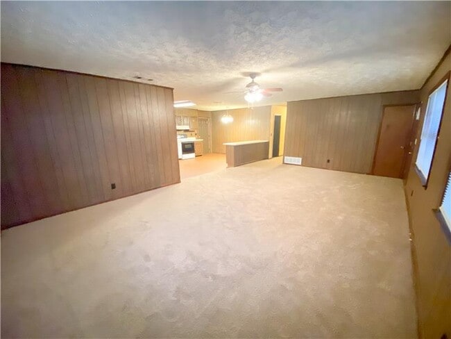 Building Photo - 1205 Crawford Way