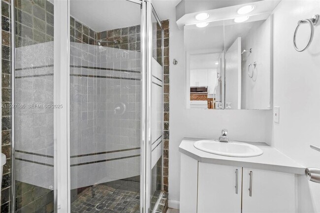 Building Photo - 3545 NE 167th St