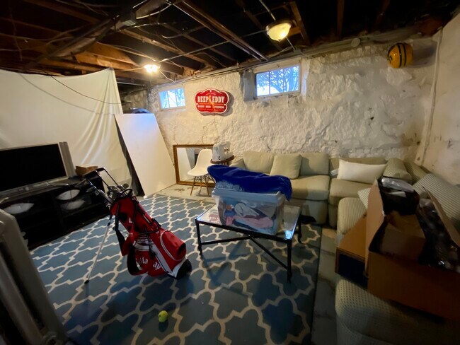 Building Photo - 482 Beale St