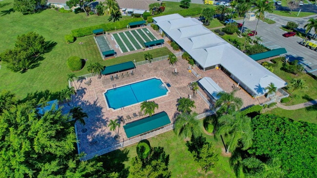 Building Photo - 20909 Sedgewick Dr