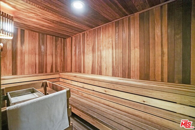 Building Photo - 8601 Falmouth Ave