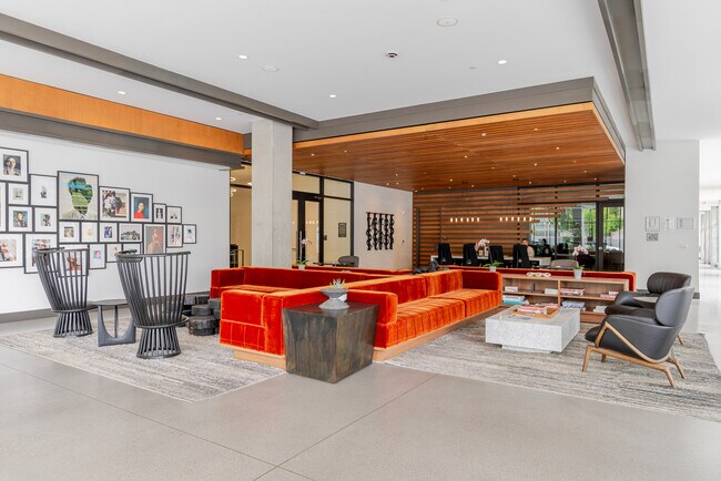 Building Photo - 238 13th St