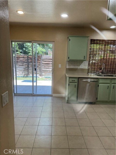Building Photo - 7325 Belpine Pl