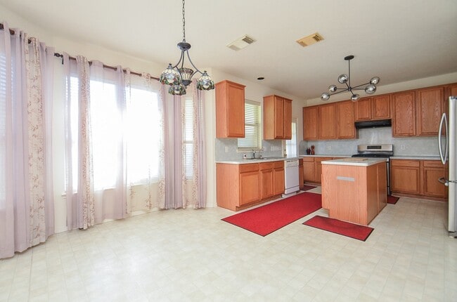 Building Photo - 13823 Eldridge Garden Cir