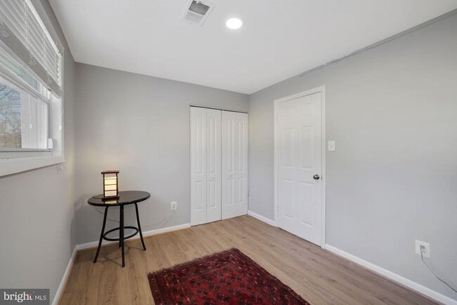 Building Photo - 8418 Stonewall Dr