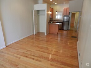 Building Photo - Beautiful 1 BR w/ Private Basement and W/D...