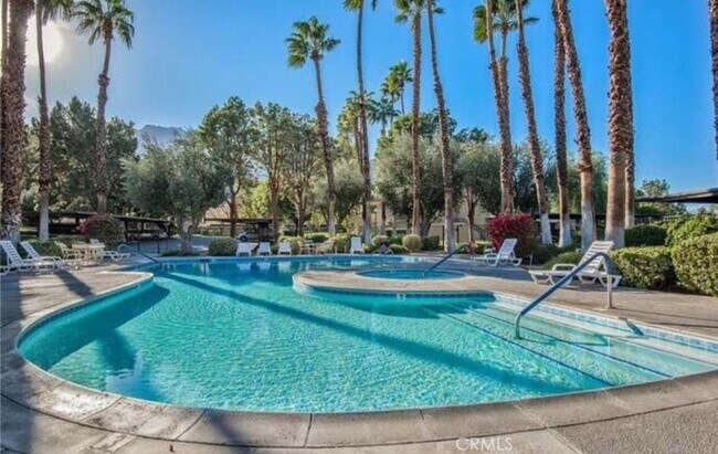 Building Photo - 680 N Ashurst Ct