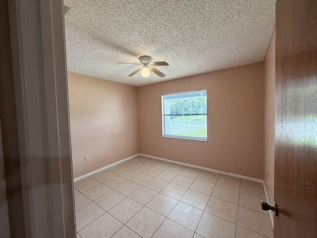 Building Photo - 1027 Harden Ct