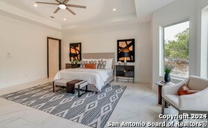 Building Photo - 10111 Ivory Canyon