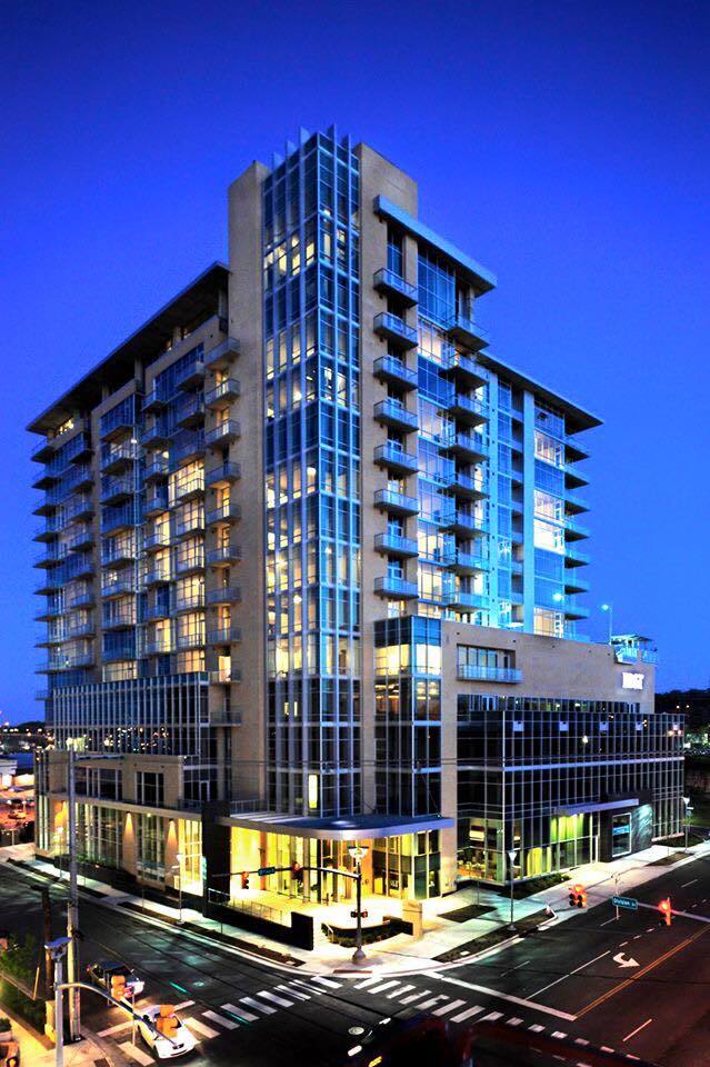 Building Photo - 700 12th Ave S