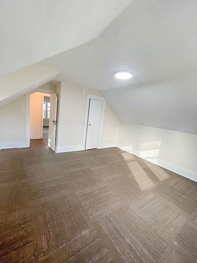 Building Photo - Charming Multi-Level 3-Bedroom Home in Cheney