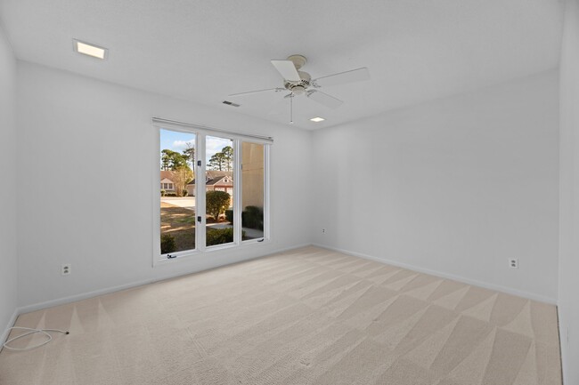 Building Photo - 1309 Santa Lucia Dr