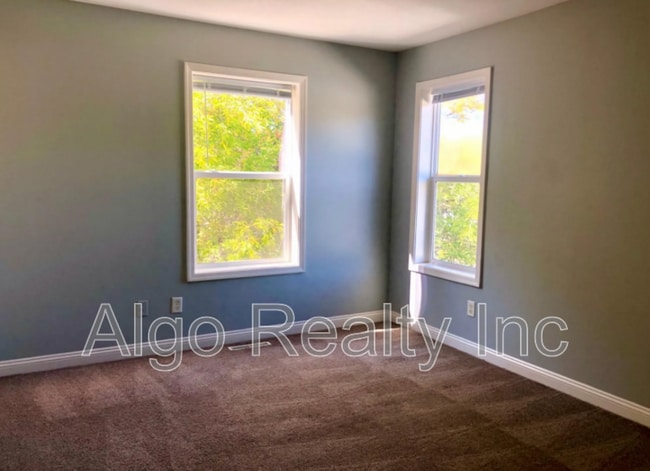 Building Photo - 1426 N Morgan Ave