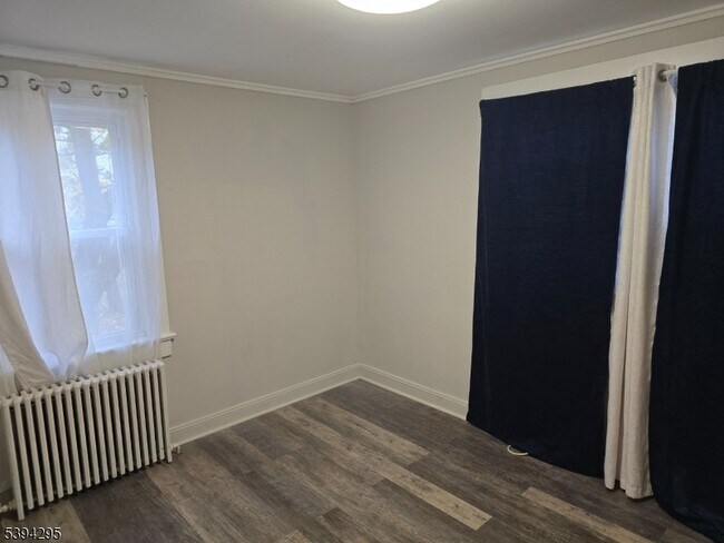 Building Photo - 38 Hamilton Rd