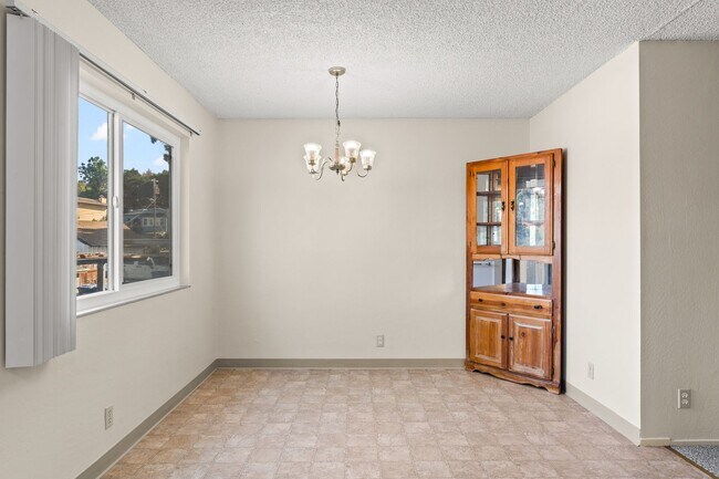 Building Photo - Utilities Included! Hayward Large 2-Bedroom with On-Site Laundry & Parking