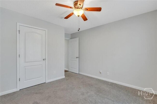 Building Photo - 1506 Bradley Blvd