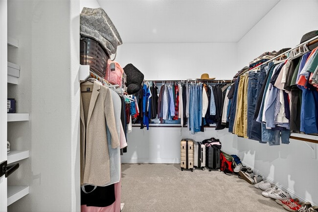 Building Photo - 2135 Tioga Vw Dr