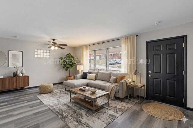 Building Photo - 5150 Wallingford Dr