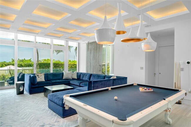 Building Photo - 321 Ocean Dr