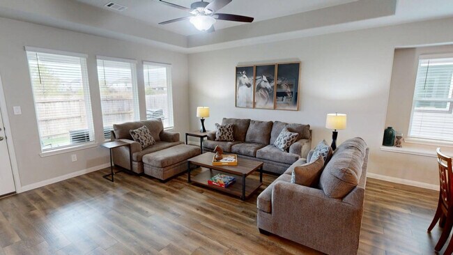 Building Photo - 4712 Milagro Lp