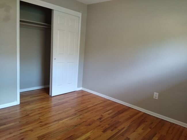 Building Photo - Osceola Duplex