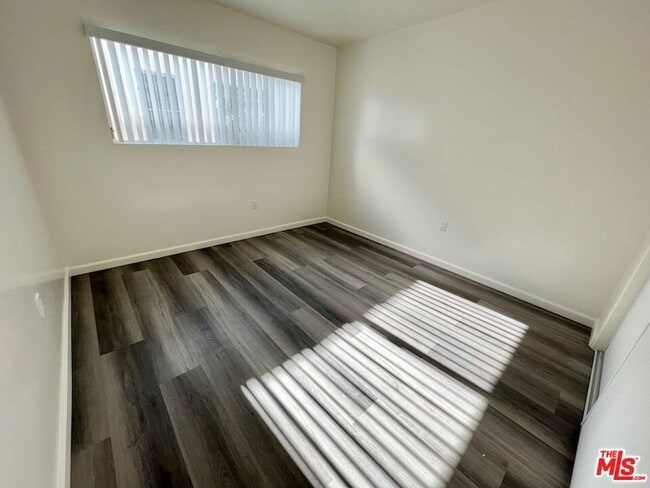 Building Photo - 1426 Orange Grove Ave