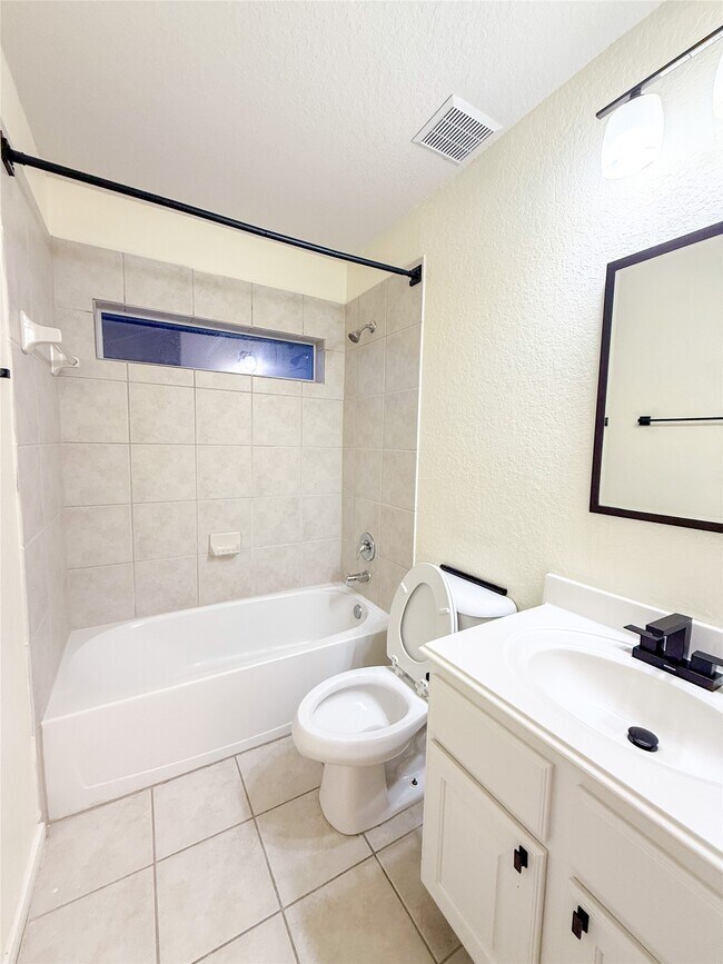 Building Photo - 79 W Shale Creek Cir