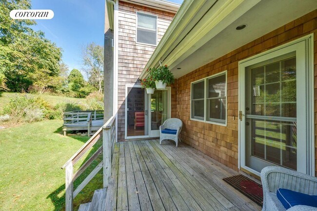 Building Photo - 34 S Fulton Dr