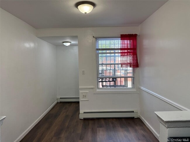 Building Photo - 10106 Avenue K
