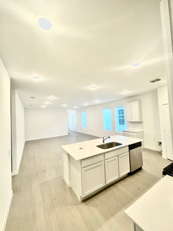 Building Photo - 1414 Caceres Spur