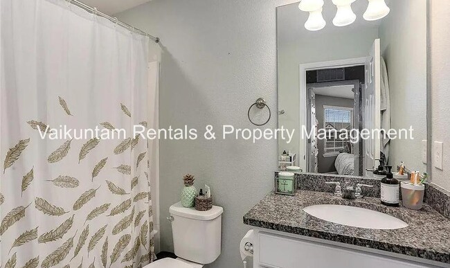 Building Photo - 7038 Buroak Ct