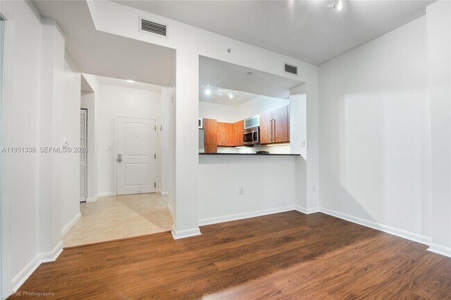 Building Photo - 7350 SW 89th St