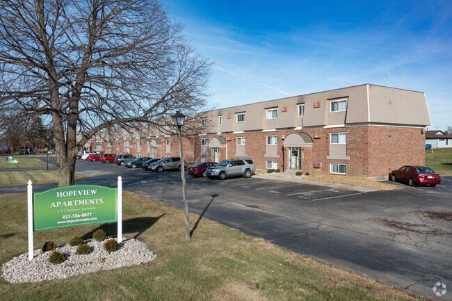 Primary Photo - Hopeview Apartments