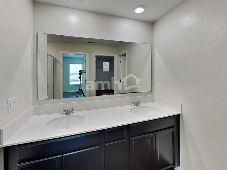 Building Photo - 4357 Seven Canyons Dr