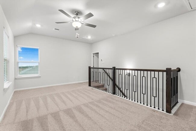 Building Photo - 320 Windstar Rd