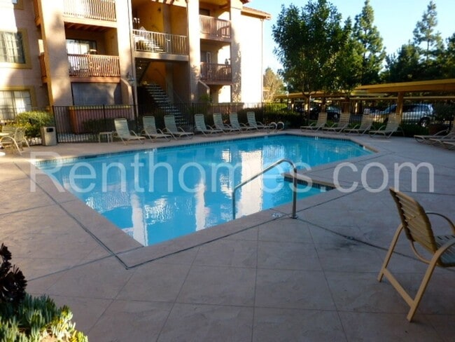 Building Photo - 12039 Alta Carmel Ct