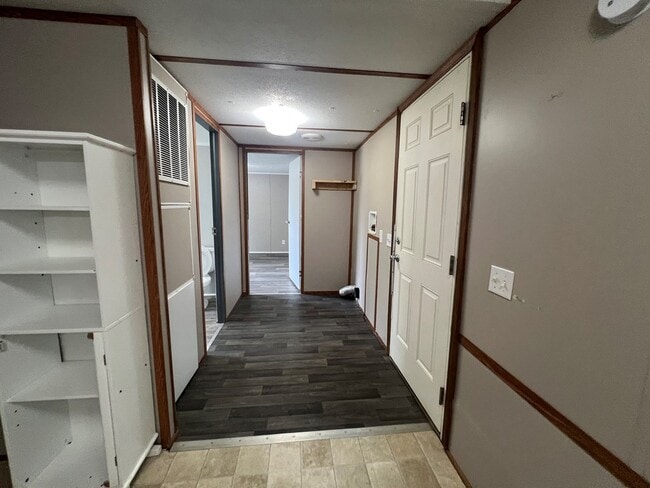 Building Photo - 295 Sawgrass Ct