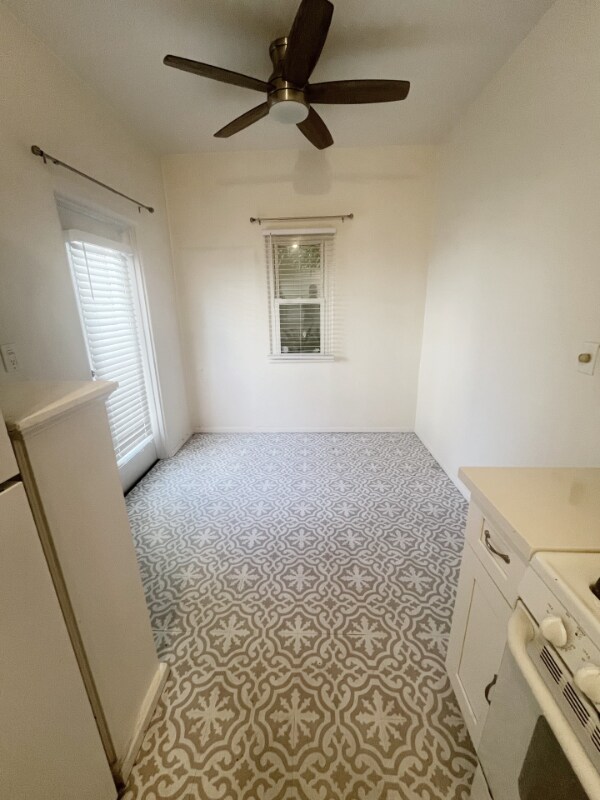 Building Photo - 244 Cliff Dr