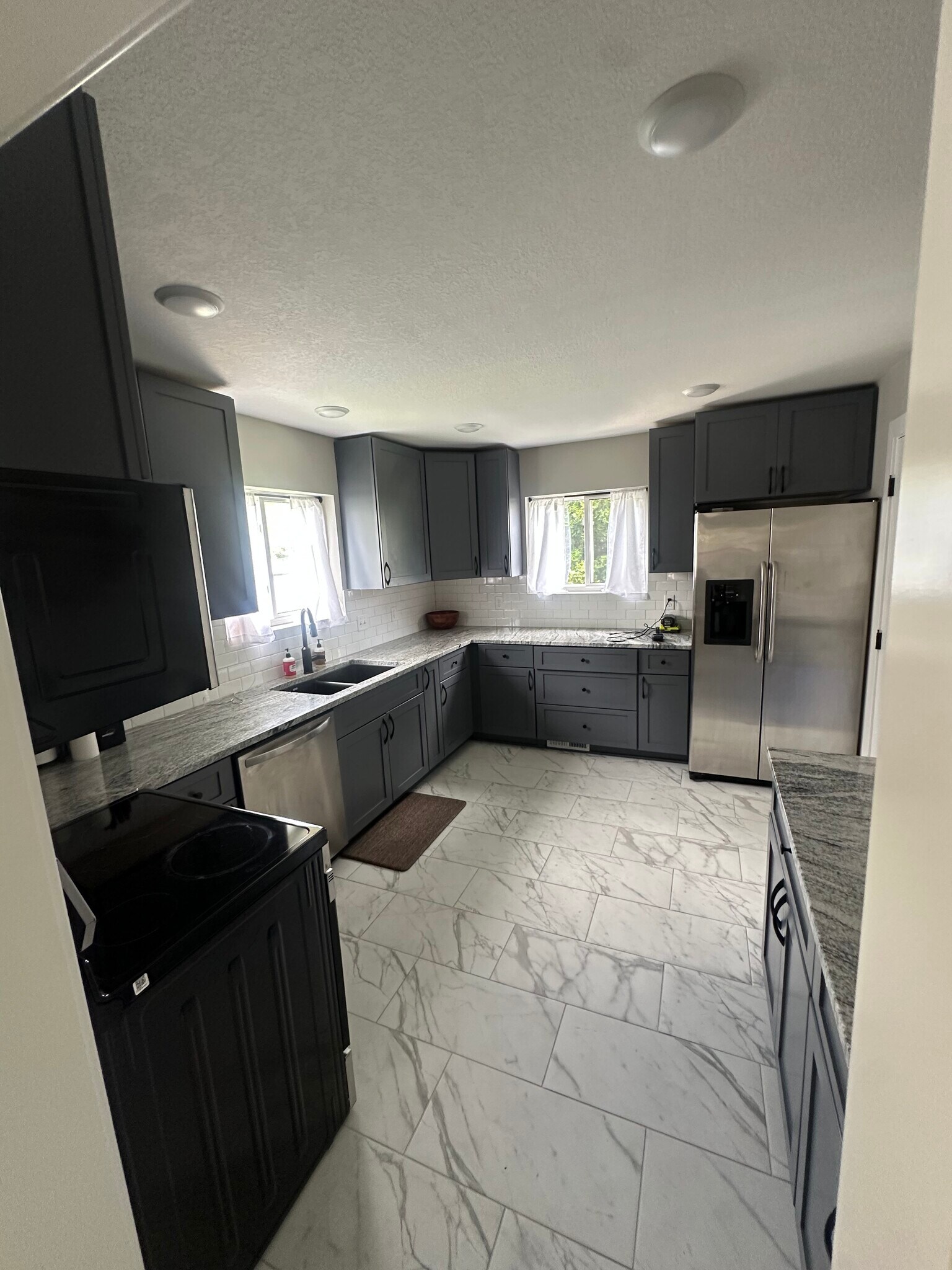 Building Photo - 4027 8th Pl
