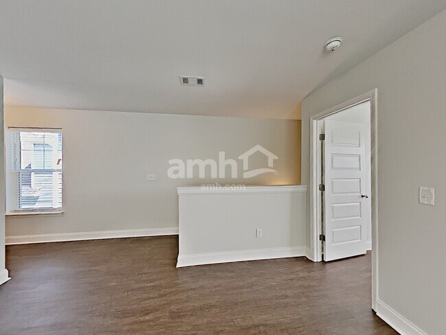 Building Photo - 5317 Tupelo St