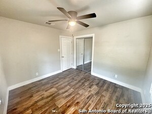 Building Photo - 159 S Hackberry Ave